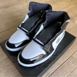 Jordan 1 Mid SE ( box without lid )